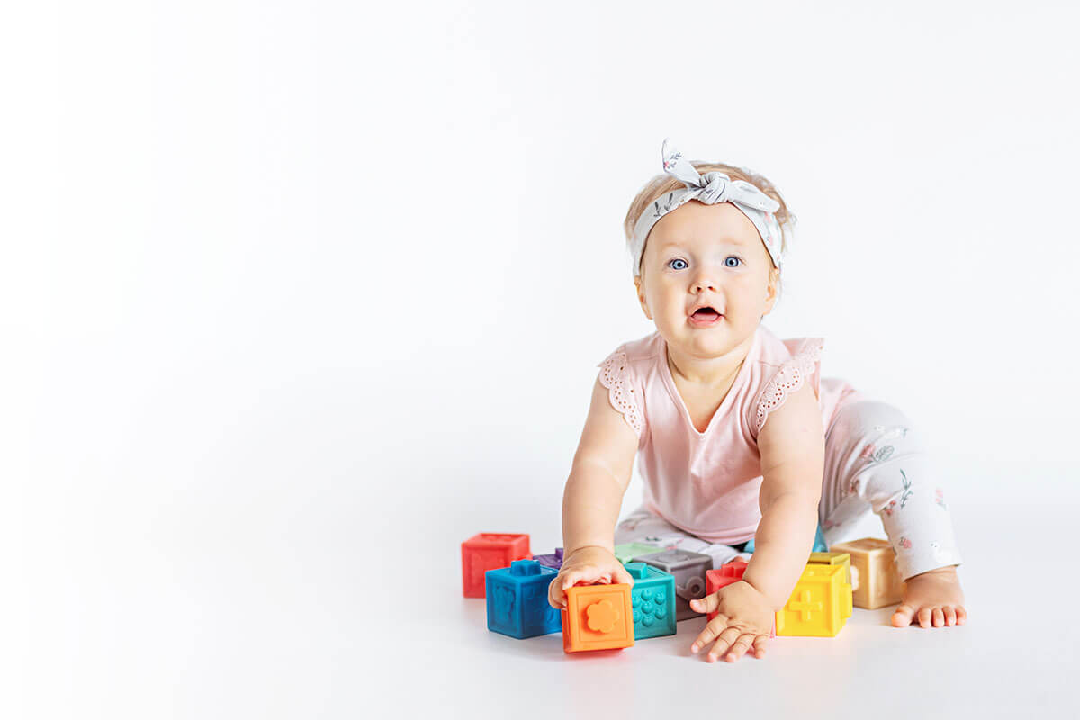 Jeu éducatif à Les Coquillettes Micro-Crèche à La Réunion